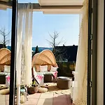 Panorama Joy - Stilvolle Gemuetlichkeit Mit Weitblick *