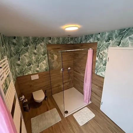 Panorama Joy - Stilvolle Gemuetlichkeit Mit Weitblick Appartement *